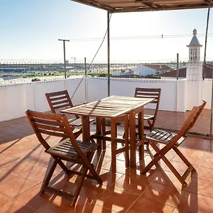 Blife Marya Private - Airport Homestay Faro